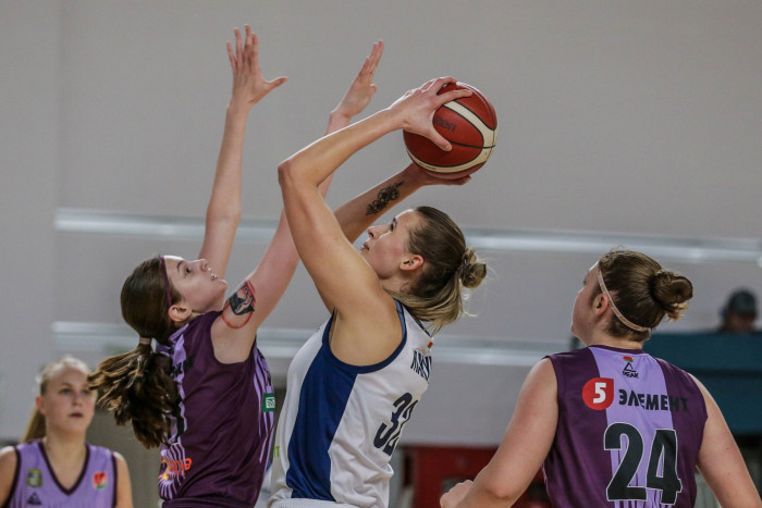 Еще одна победа в копилку женской команды